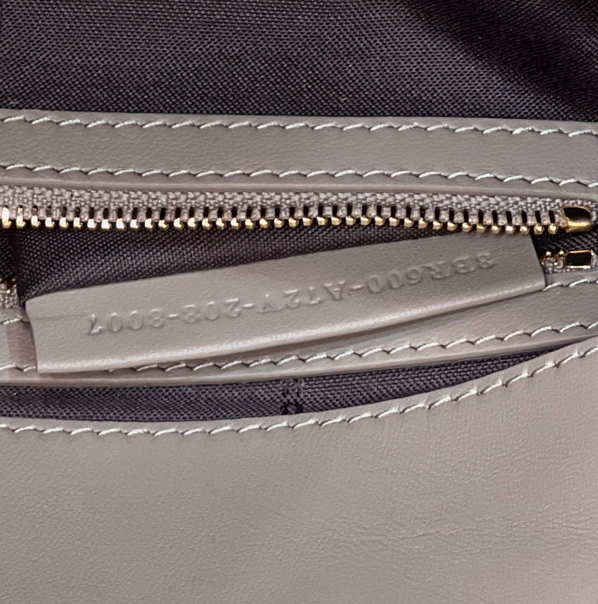 BAGUETTE WITH FF MOTIF 27 IN PINE CONE SOFT LAMBSKIN GOLD HARDWARE