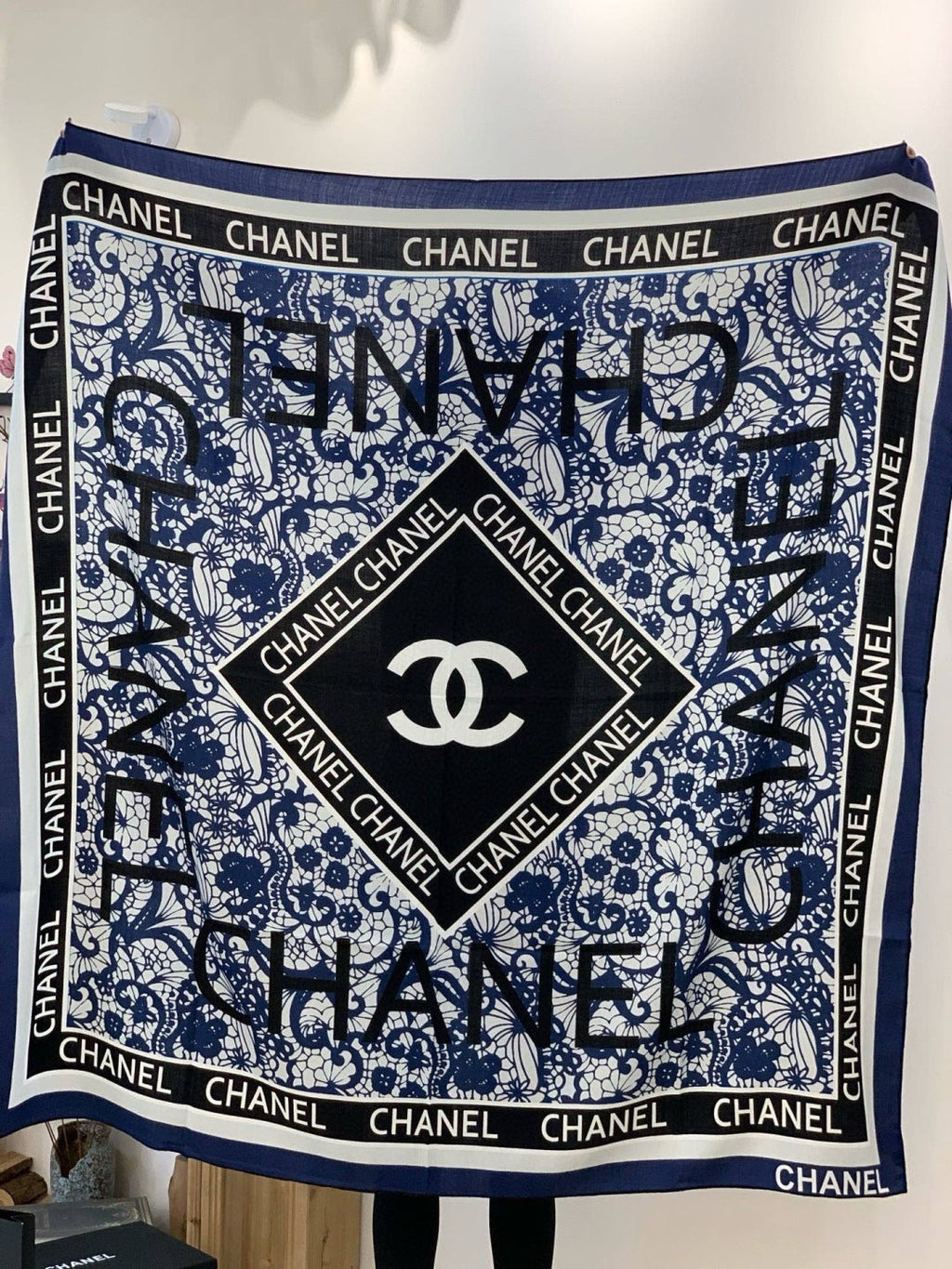 CHANEL 25S SCARF 135 CM IN CASHMERE AND SILK 943320