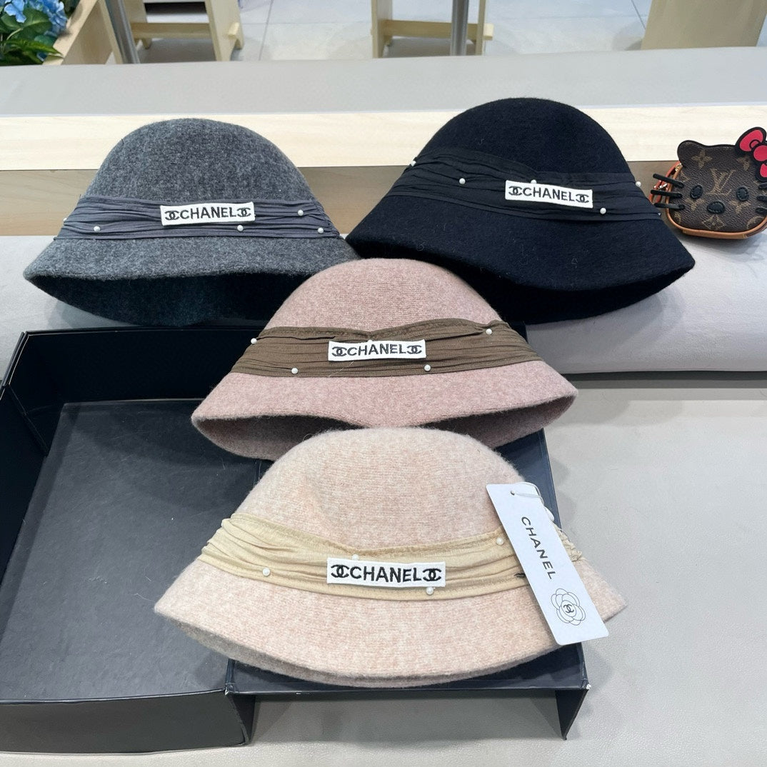 CHANEL BUCKET HAT IN BLACK WOOL BLEND 426247