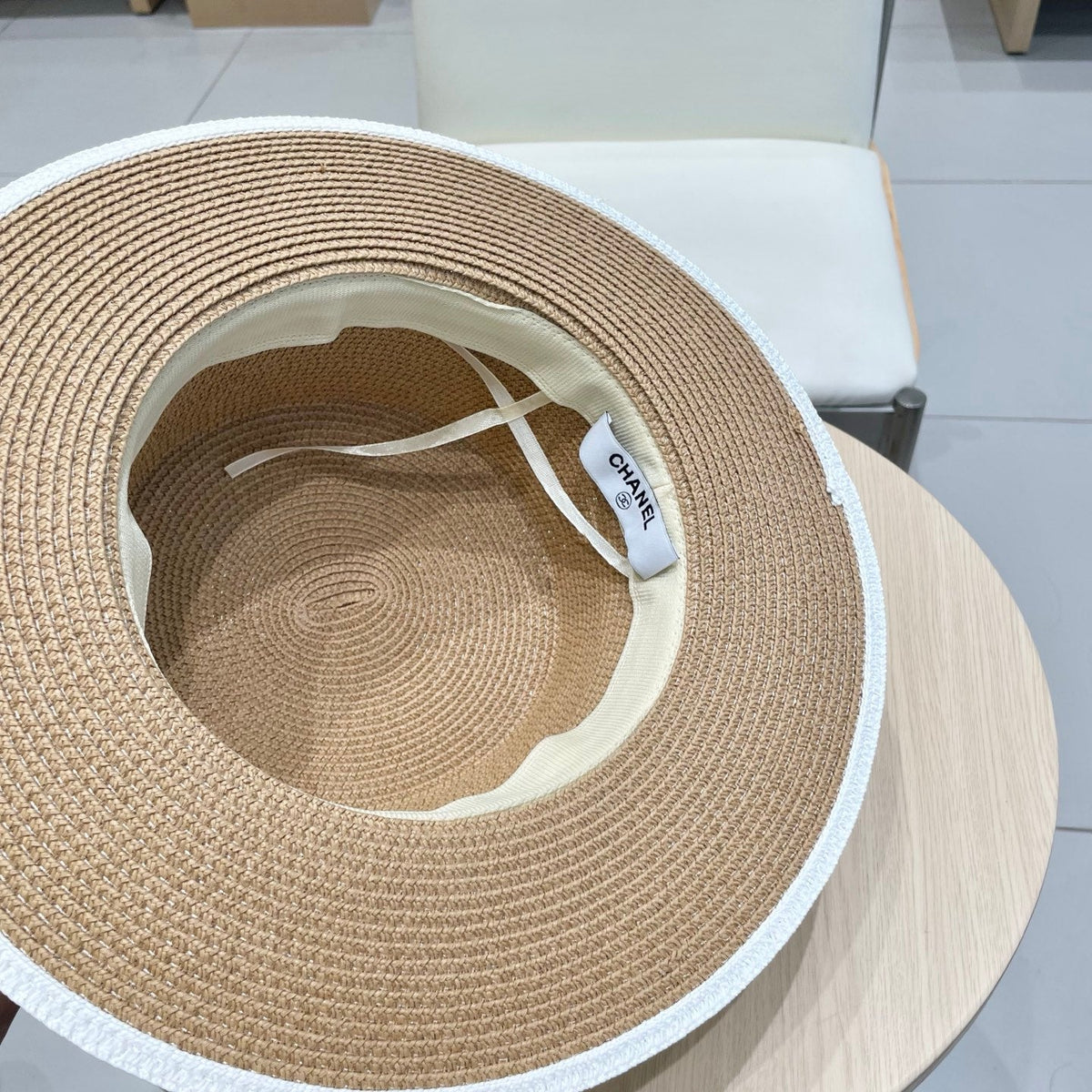 CHANEL FLAT STRAW HAT BROWN 672720
