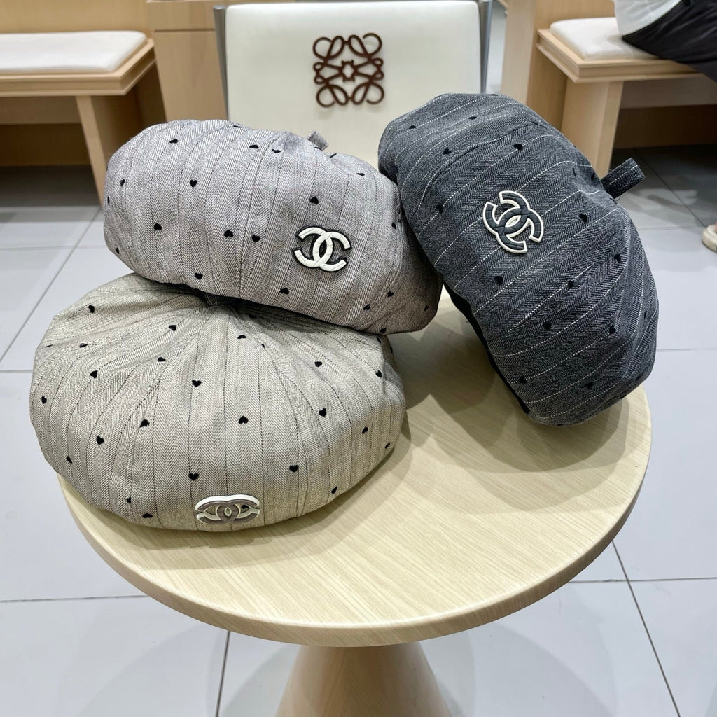 CHANEL BERET HAT POLKA DOT DARK GRAY 672672