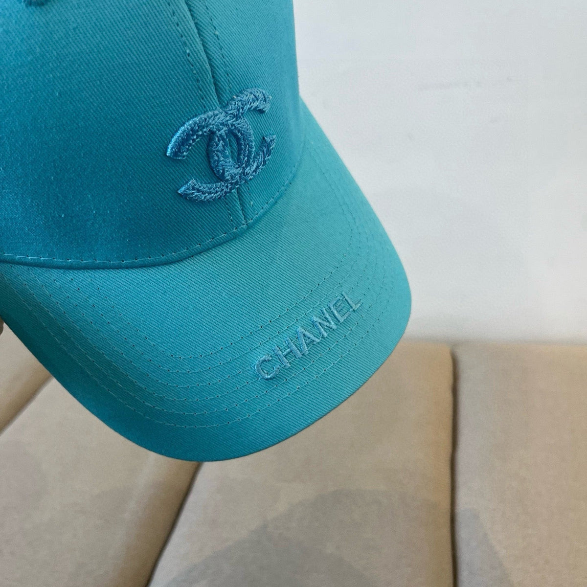 CHANEL BASEBALL HAT IN BRIGHT CYAN COTTON 672892