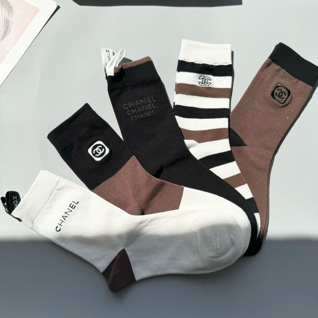 CHANEL CREW SOCKS 409457 ( 1 BOX )