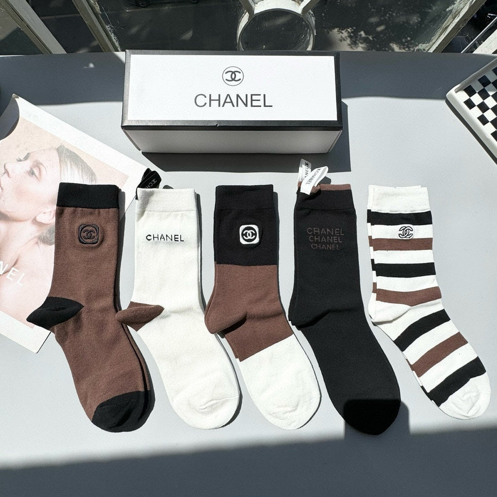CHANEL CREW SOCKS 423688 (1 BOX)