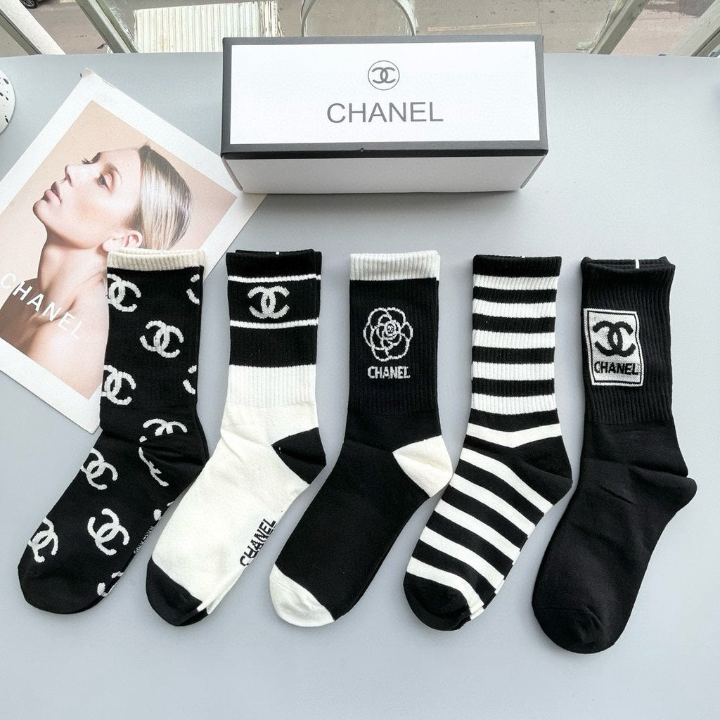 CHANEL CREW SOCKS 425569 ( 1 BOX )